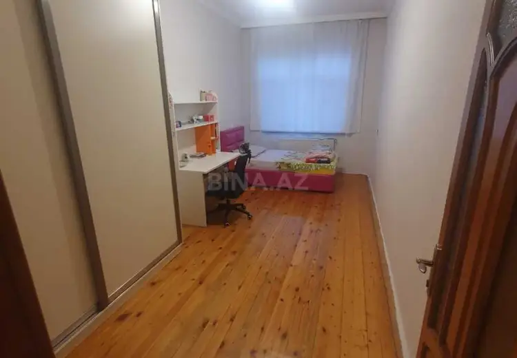 285 m² Obyekt / Ofis Satılır, Sumqayıt