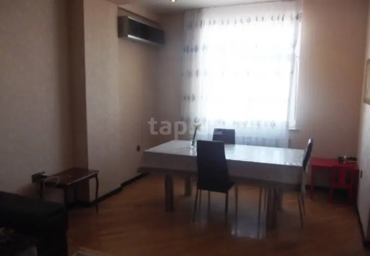 5 otaqlı mənzil , Bakı