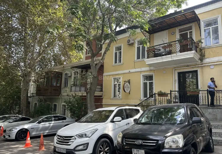 80 m² Obyekt / Ofis Satılır, Səbail, Bakı