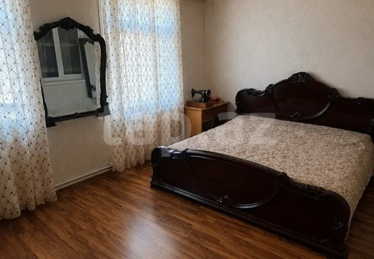 600 AZN - 3 otaqlı mənzil Kirayə (aylıq), Bakı