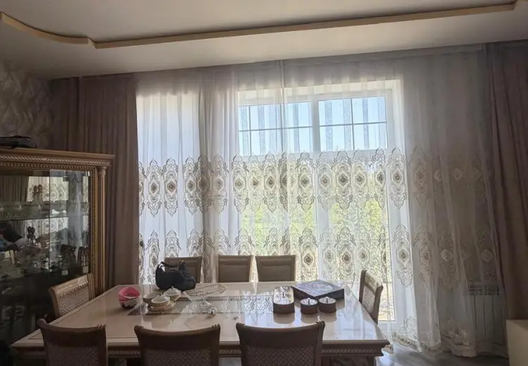 5 otaqlı mənzil Satılır, Quba