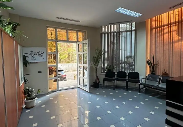 300 m² Obyekt / Ofis Kirayə (aylıq), Nəsimi, Bakı