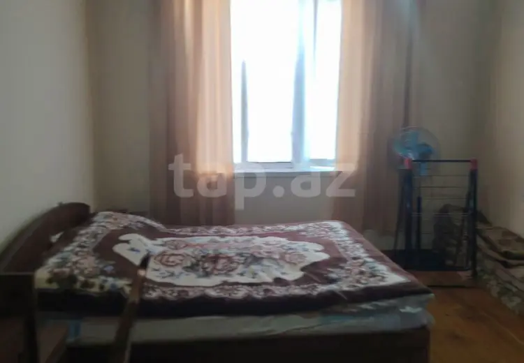 4 otaqlı mənzil , Şəki