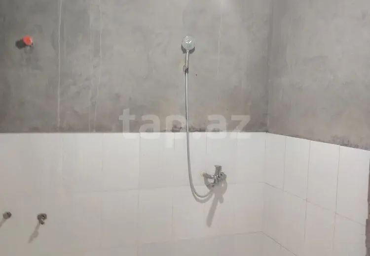 4 otaqlı mənzil , Şəki
