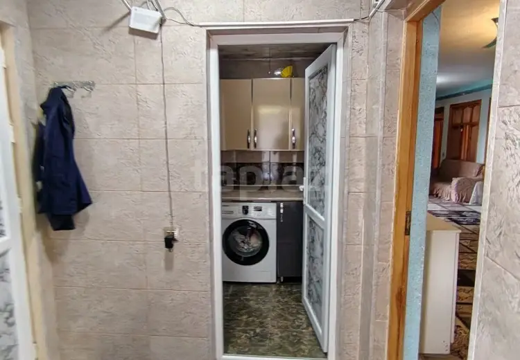 3 otaqlı mənzil , Şəki