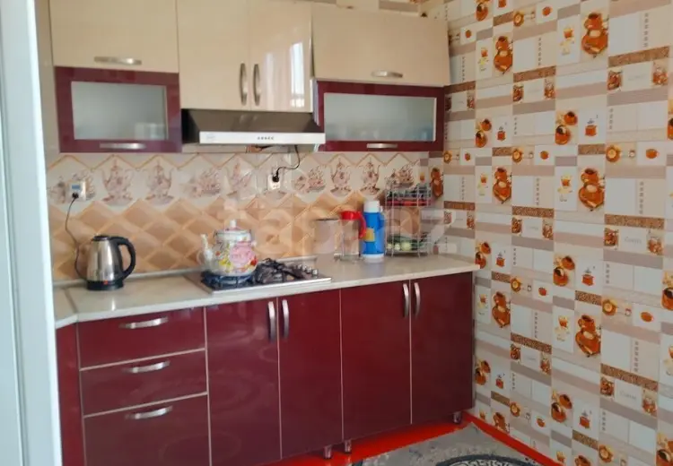 3 otaqlı mənzil , Şəki