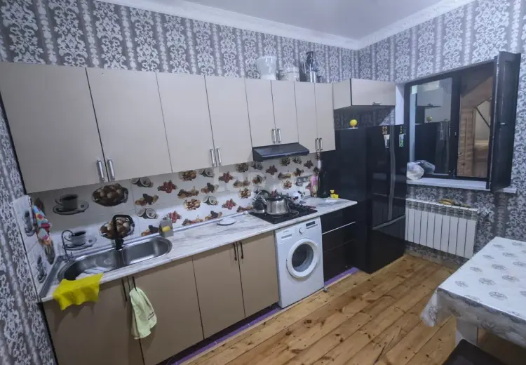 640 AZN - 7 otaqlı mənzil Kirayə (aylıq), Binəqədi, Bakı