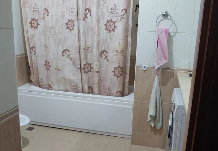 6 otaqlı mənzil Satılır, Əmircan qəs., Suraxanı, Bakı