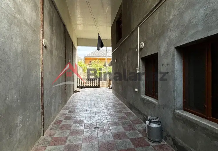 7 otaqlı mənzil Satılır, Gəncə