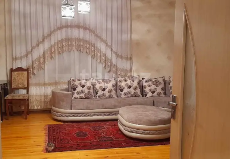 5 otaqlı mənzil , Bakı