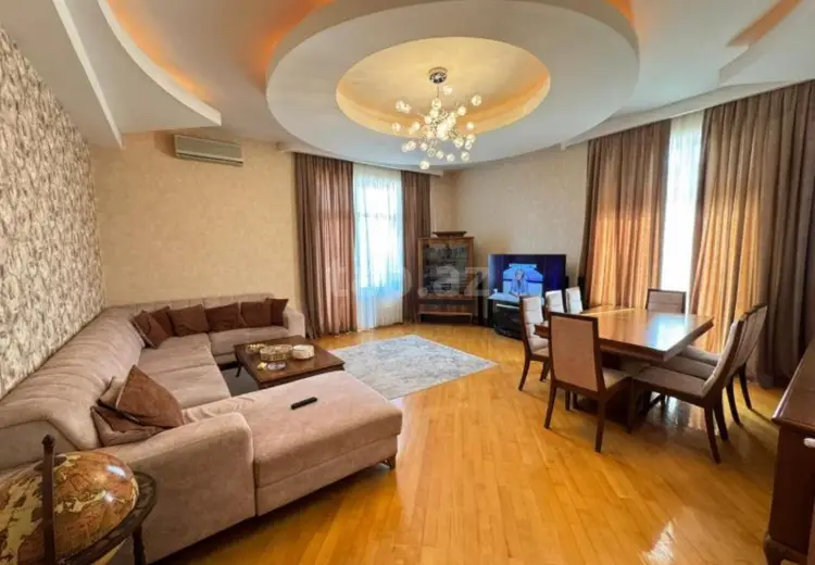 4 otaqlı mənzil , Bakı