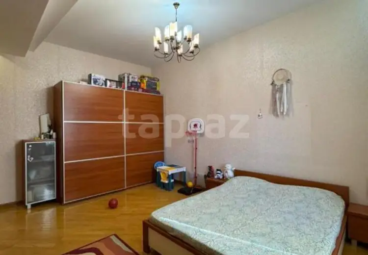 4 otaqlı mənzil , Bakı