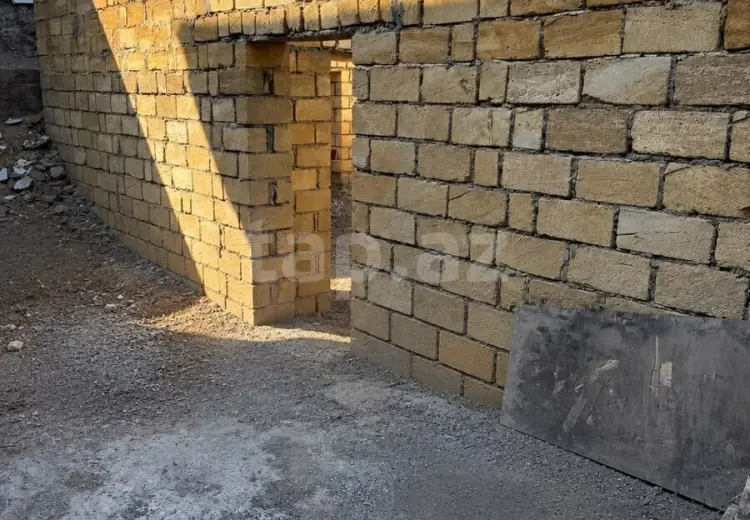 4 otaqlı mənzil , Şəki