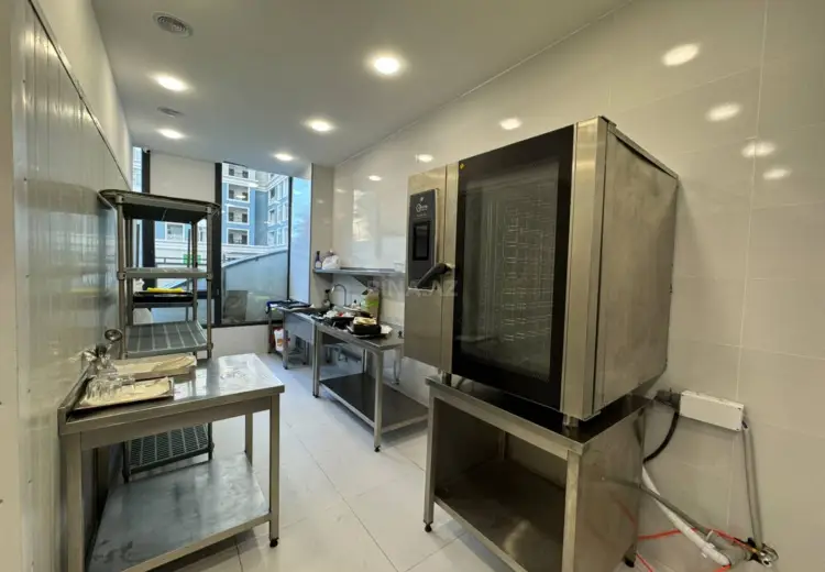 400 m² Obyekt / Ofis Kirayə (aylıq), Nərimanov, Bakı