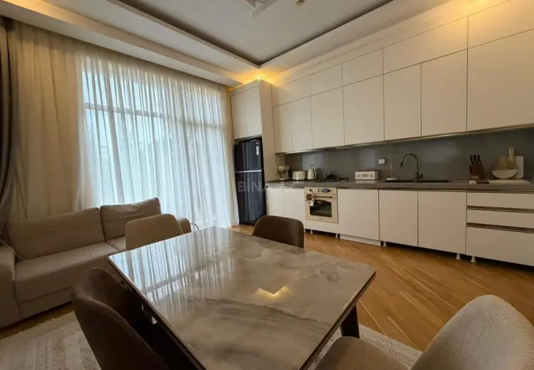 6 otaqlı mənzil Satılır, Şıxov qəs., Səbail, Bakı