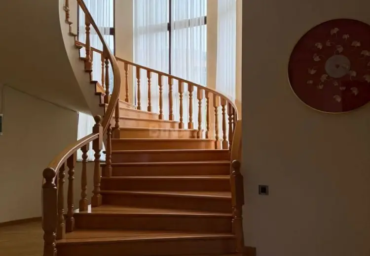 6 otaqlı mənzil Satılır, Şıxov qəs., Səbail, Bakı