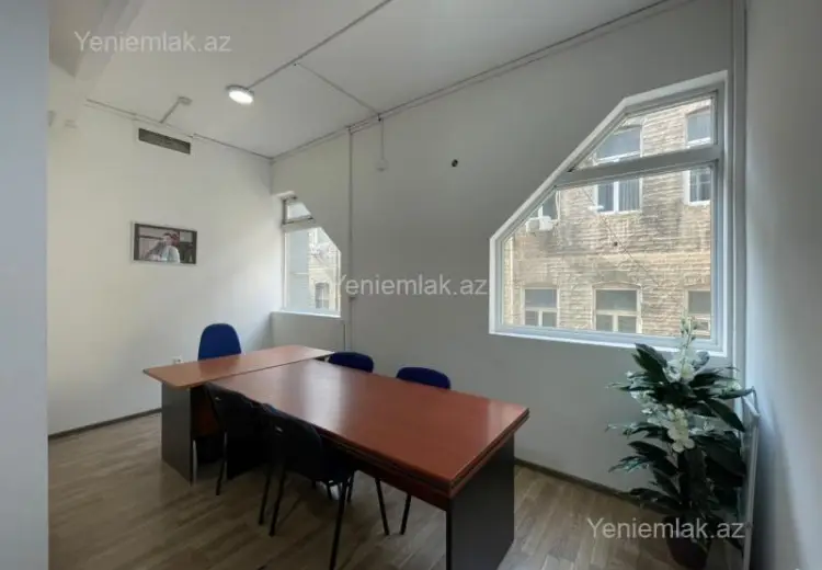 1 100 AZN - 60 m² Obyekt / Ofis Kirayə (aylıq), Səbail, Bakı