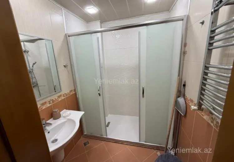 900 AZN - 3 otaqlı mənzil Kirayə (aylıq), Yasamal qəs., Yasamal, Bakı