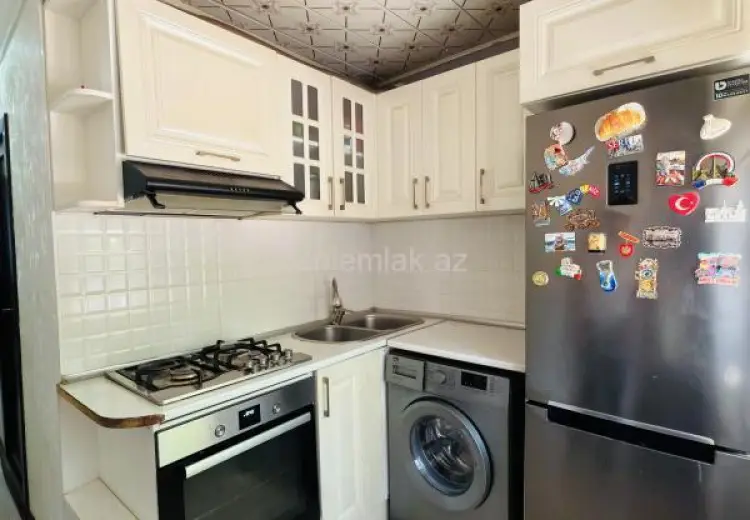 3 otaqlı mənzil Satılır, 8-ci kilometr, Nizami, Bakı
