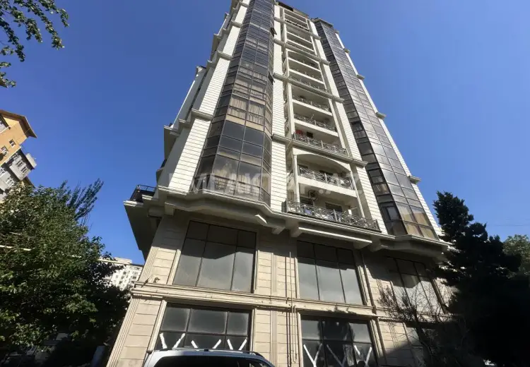 1 355 000 AZN - 610 m² Obyekt / Ofis Satılır, Nəsimi, Bakı