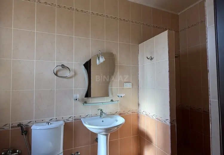 12 otaqlı mənzil Satılır, Badamdar qəs., Səbail, Bakı