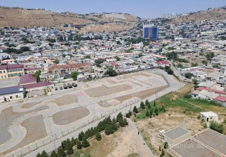 3 otaqlı mənzil Satılır, Bayıl qəs., Səbail, Bakı