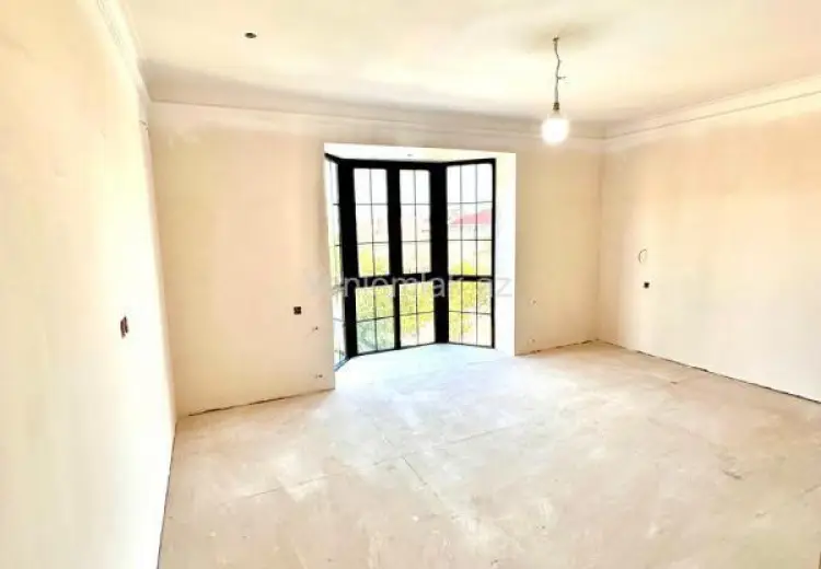 460 000 AZN - 5 otaqlı mənzil Satılır, Badamdar qəs., Səbail, Bakı