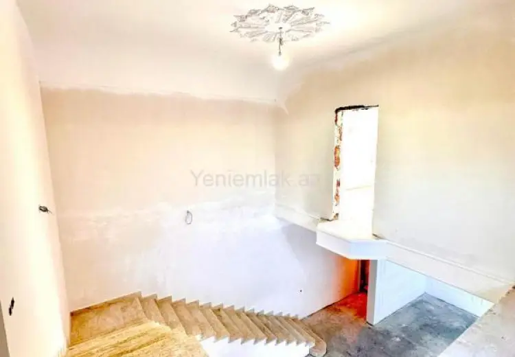 460 000 AZN - 5 otaqlı mənzil Satılır, Badamdar qəs., Səbail, Bakı