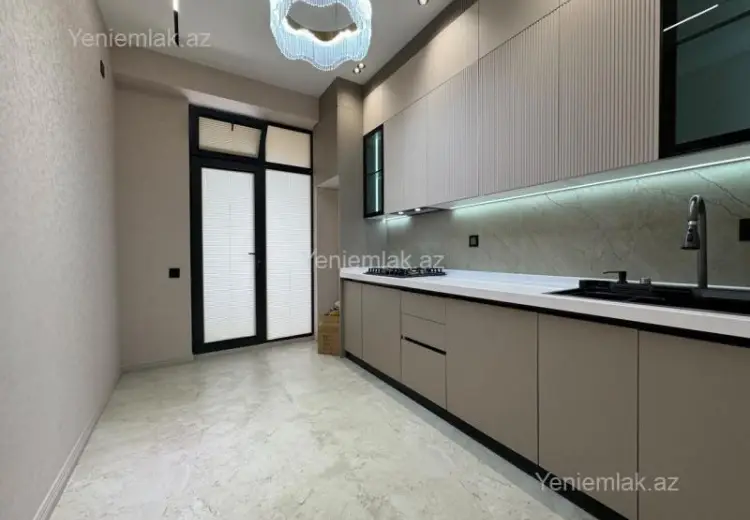 305 000 AZN - 3 otaqlı mənzil Satılır, 8-ci kilometr, Nizami, Bakı