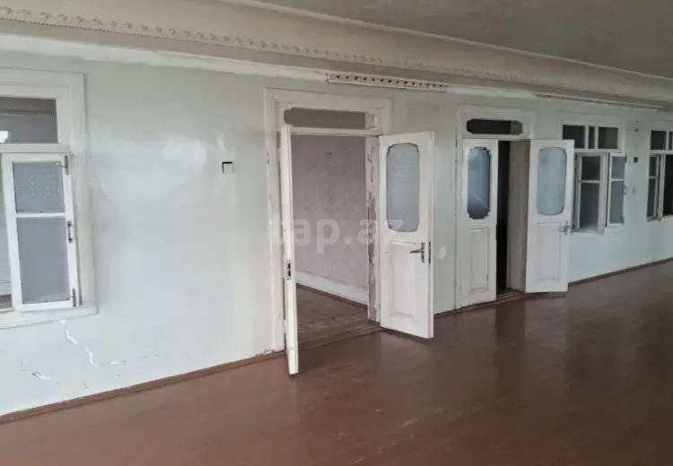 40 000 AZN - 5 otaqlı mənzil , Cəlilabad