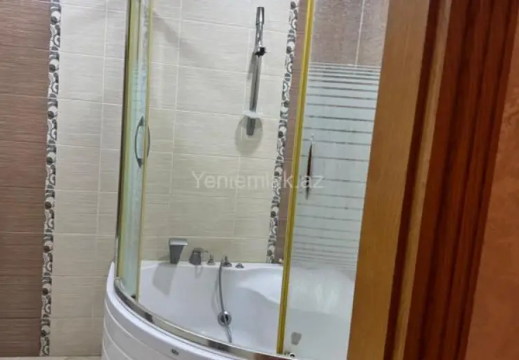 1 300 AZN - 3 otaqlı mənzil Kirayə (aylıq), Yasamal qəs., Yasamal, Bakı
