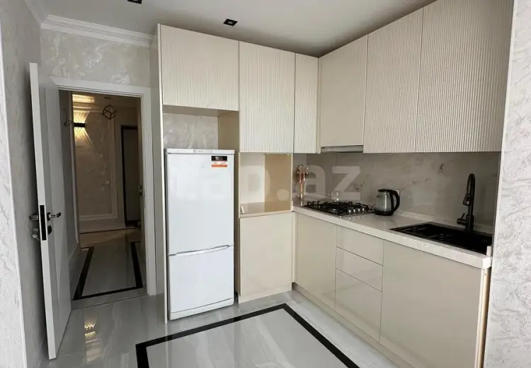 3 otaqlı mənzil Kirayə (aylıq), İçəri şəhər, Səbail, Bakı