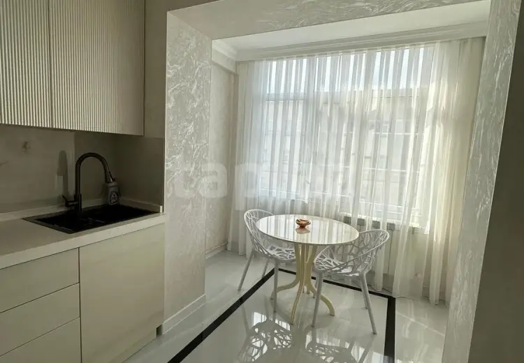 3 otaqlı mənzil Kirayə (aylıq), İçəri şəhər, Səbail, Bakı