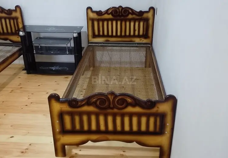 100 AZN - 3 otaqlı mənzil Kirayə (aylıq), Qazax