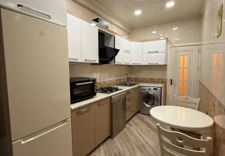 800 AZN - 2 otaqlı mənzil Kirayə (aylıq), 3-cü mikrorayon, Abşeron