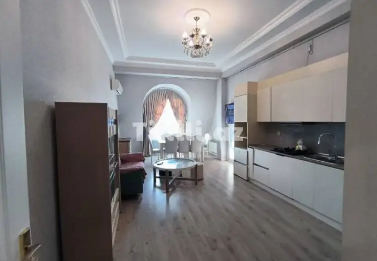 700 AZN - 9 otaqlı mənzil Kirayə (aylıq), Sumqayıt