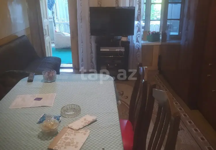 100 AZN - 3 otaqlı mənzil Kirayə (aylıq), Şəki