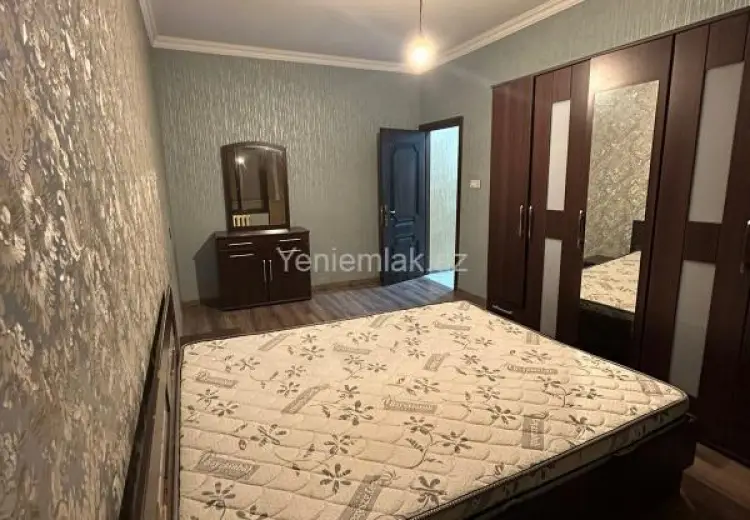 300 000 AZN - 5 otaqlı mənzil Satılır, Nizami, Bakı