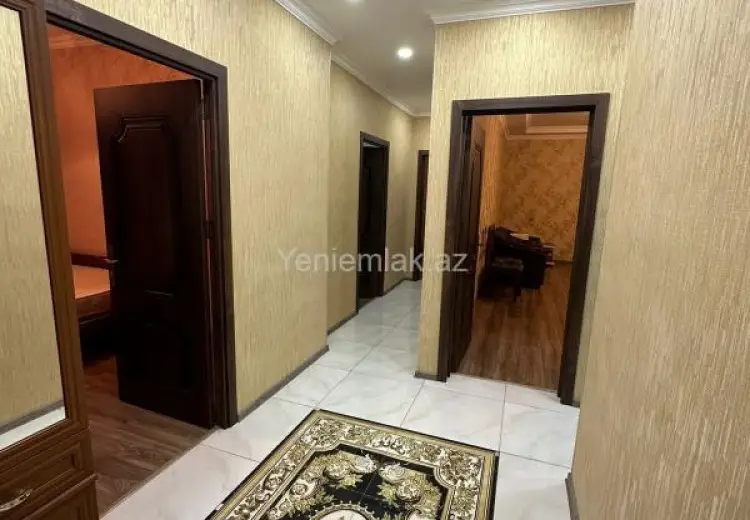 300 000 AZN - 5 otaqlı mənzil Satılır, Nizami, Bakı