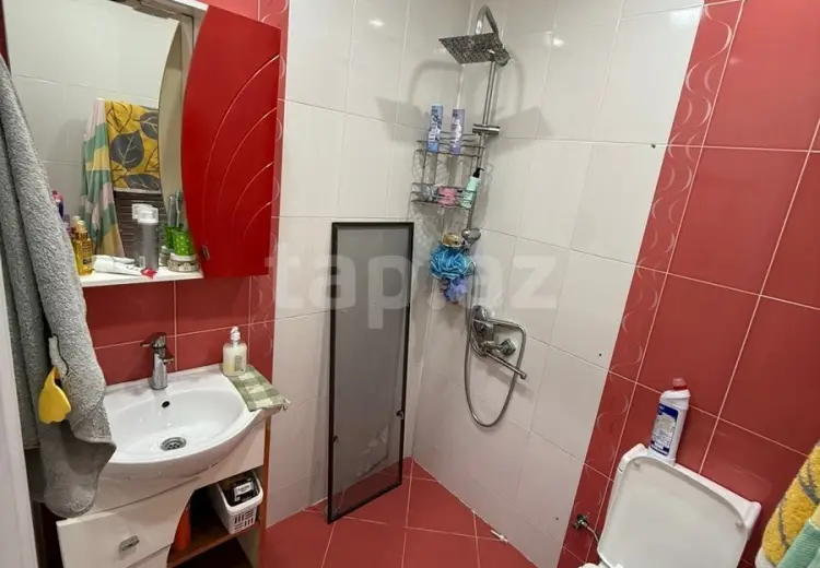 355 000 AZN - 4 otaqlı mənzil , Bakı