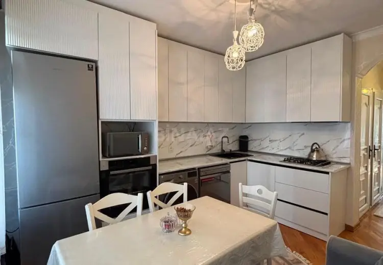 2 otaqlı mənzil Satılır, Əhmədli, Xətai, Bakı