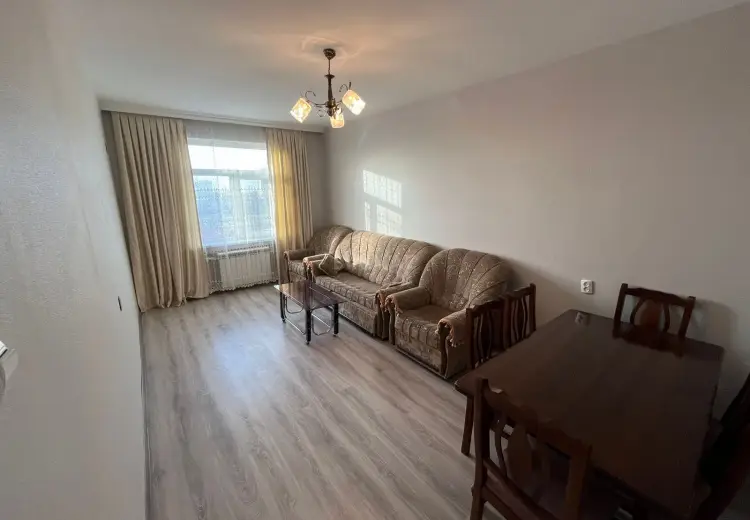 800 AZN - 3 otaqlı mənzil Kirayə (aylıq), 8-ci kilometr, Laçın