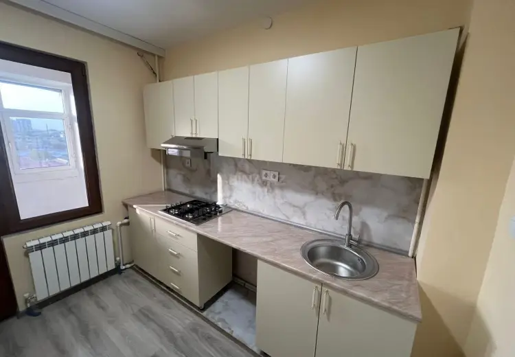 800 AZN - 3 otaqlı mənzil Kirayə (aylıq), 8-ci kilometr, Laçın