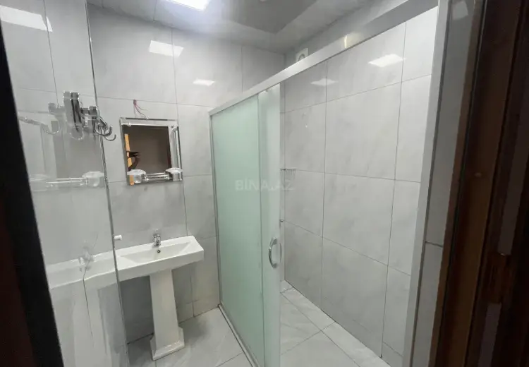 800 AZN - 3 otaqlı mənzil Kirayə (aylıq), 8-ci kilometr, Laçın