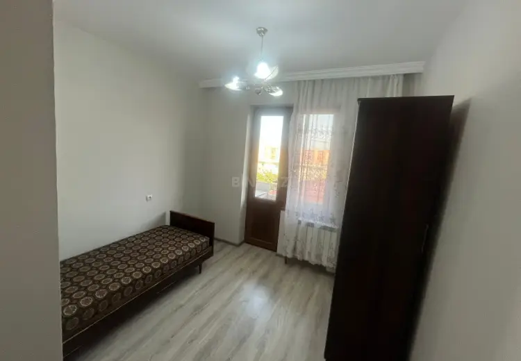 800 AZN - 3 otaqlı mənzil Kirayə (aylıq), 8-ci kilometr, Laçın
