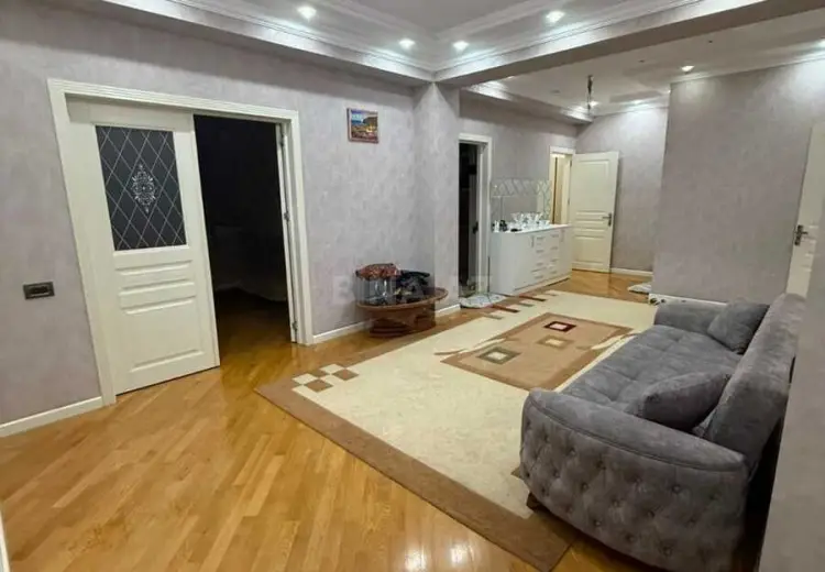 3 otaqlı mənzil Satılır, 8-ci mikrorayon, Binəqədi, Bakı