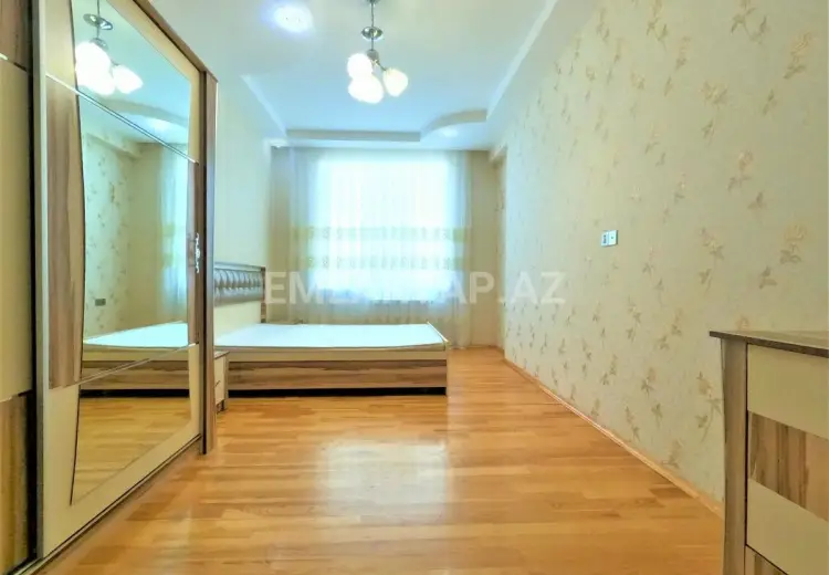 1 100 AZN - 3 otaqlı mənzil Kirayə (aylıq), 8-ci kilometr, Nizami, Bakı