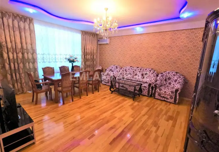 1 100 AZN - 3 otaqlı mənzil Kirayə (aylıq), 8-ci kilometr, Nizami, Bakı