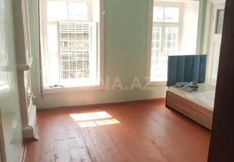 100 AZN - 3 otaqlı mənzil Kirayə (aylıq), Şəki