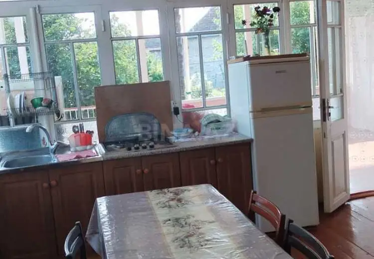 110 AZN - 2 otaqlı mənzil Kirayə (aylıq), Şəki